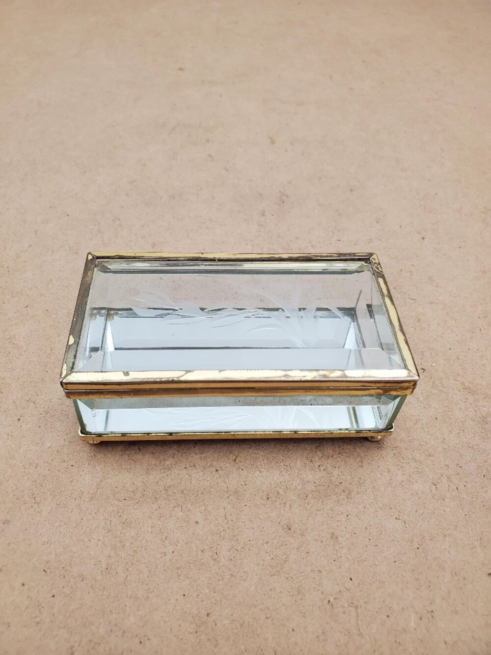 Glass etched floral brass framed faceted glass trinket box